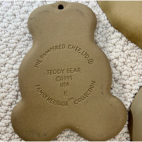 Pottery Cookie Molds Teddy Bear Celestial Moon Hearts Lot of 3 Vintage - Picture 5 of 6